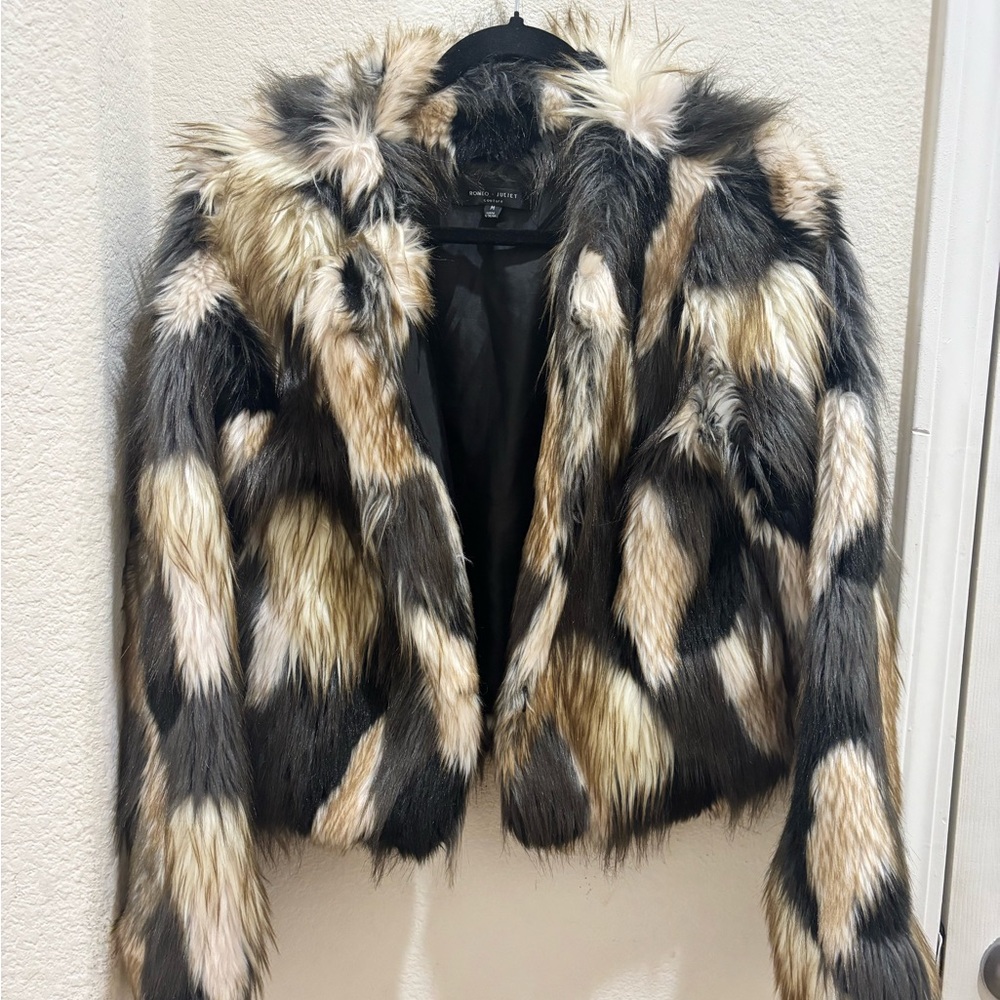 Stylish Multicolor Fur Jacket - image 1